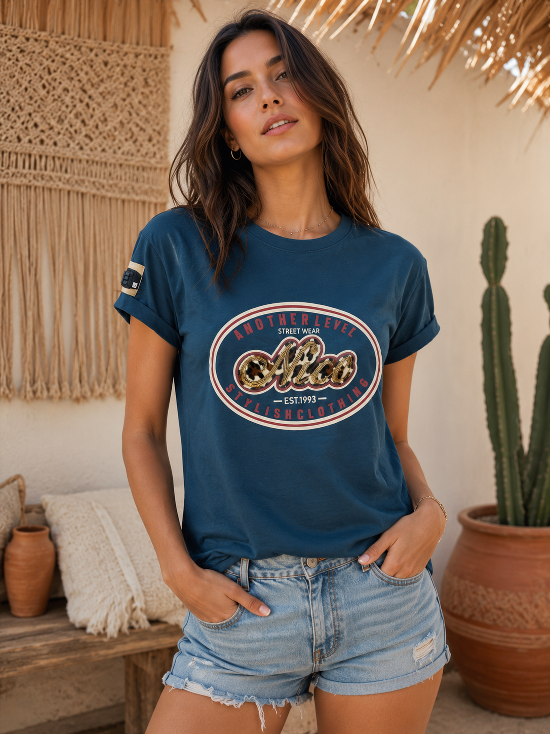 Camiseta Nice con animal print y lentejuelas 3085
