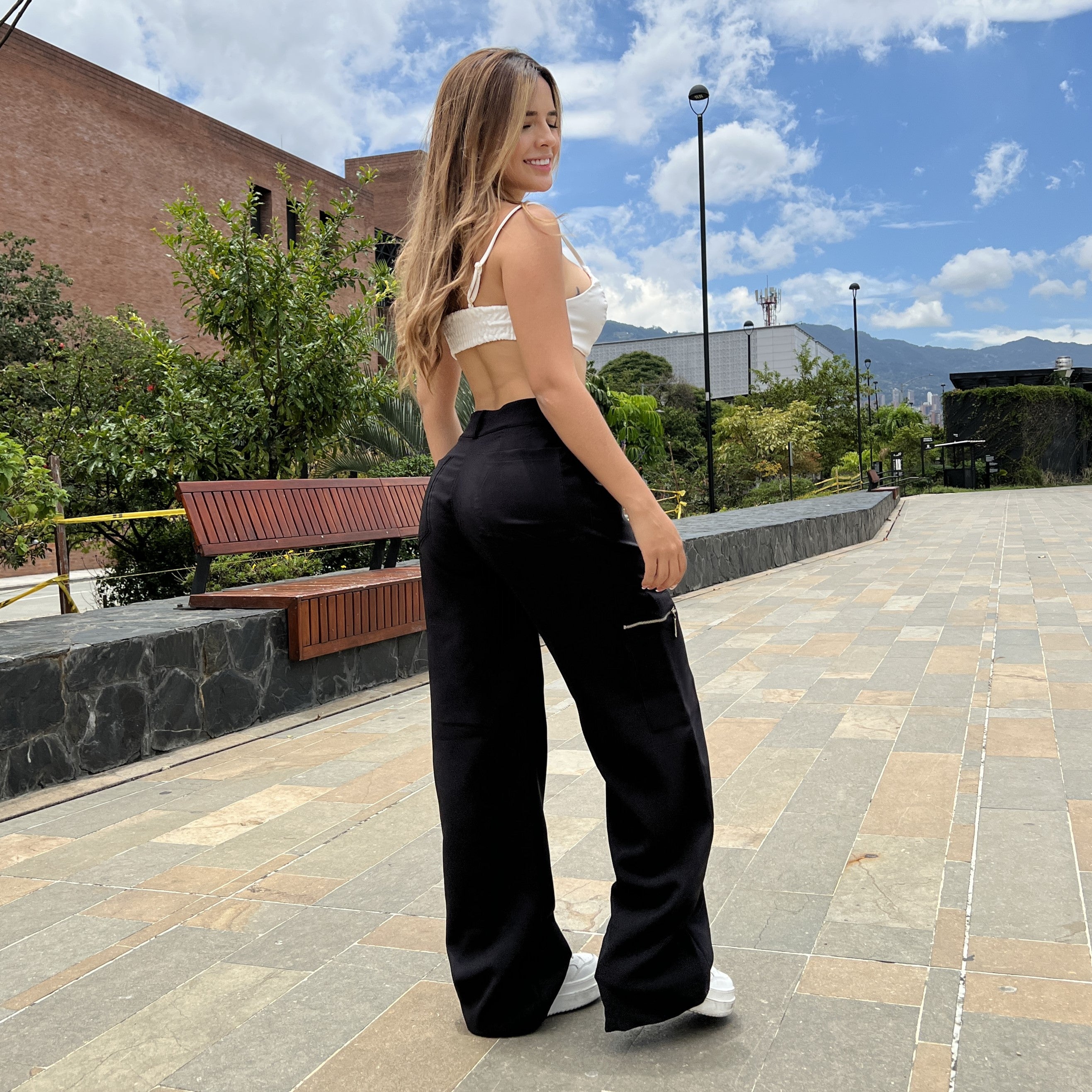 PANTALÓN BOTA ANCHA 4704