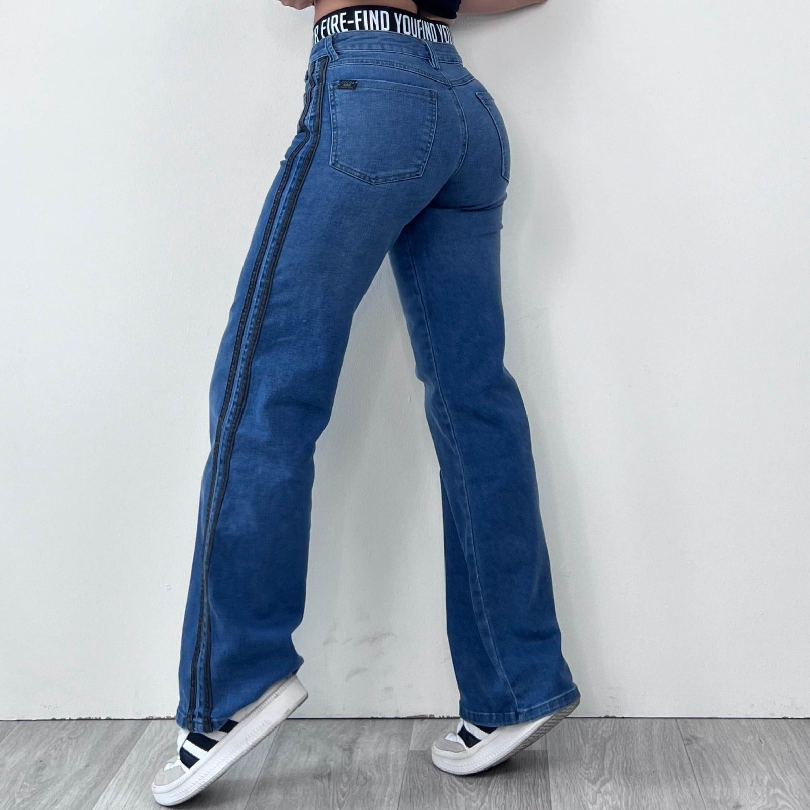 JEAN BOTA ANCHA 4766